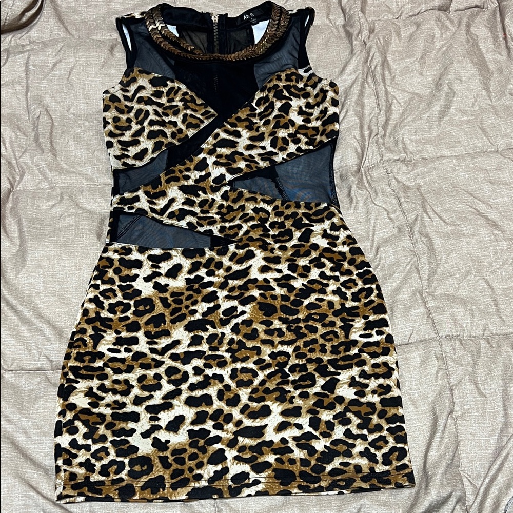 Chic Leopard Print Mini Dress with Metallic Accents Small